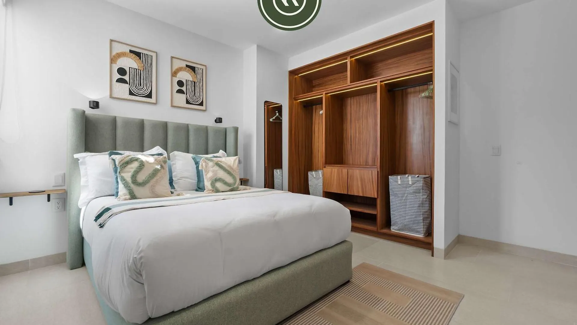 Boho 2 Bedroom Condo - Dowtown - Rooftop Pool - Jacuzzi Puerto Vallarta 0*,