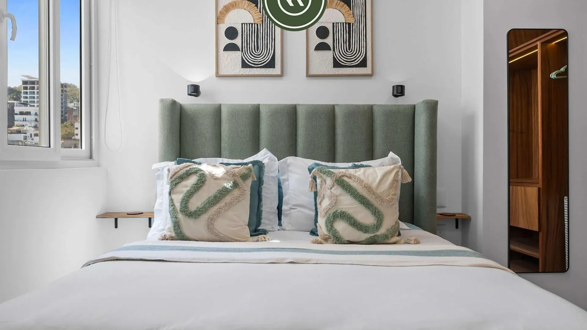 Boho 2 Bedroom Condo - Dowtown - Rooftop Pool - Jacuzzi Puerto Vallarta Mexiko
