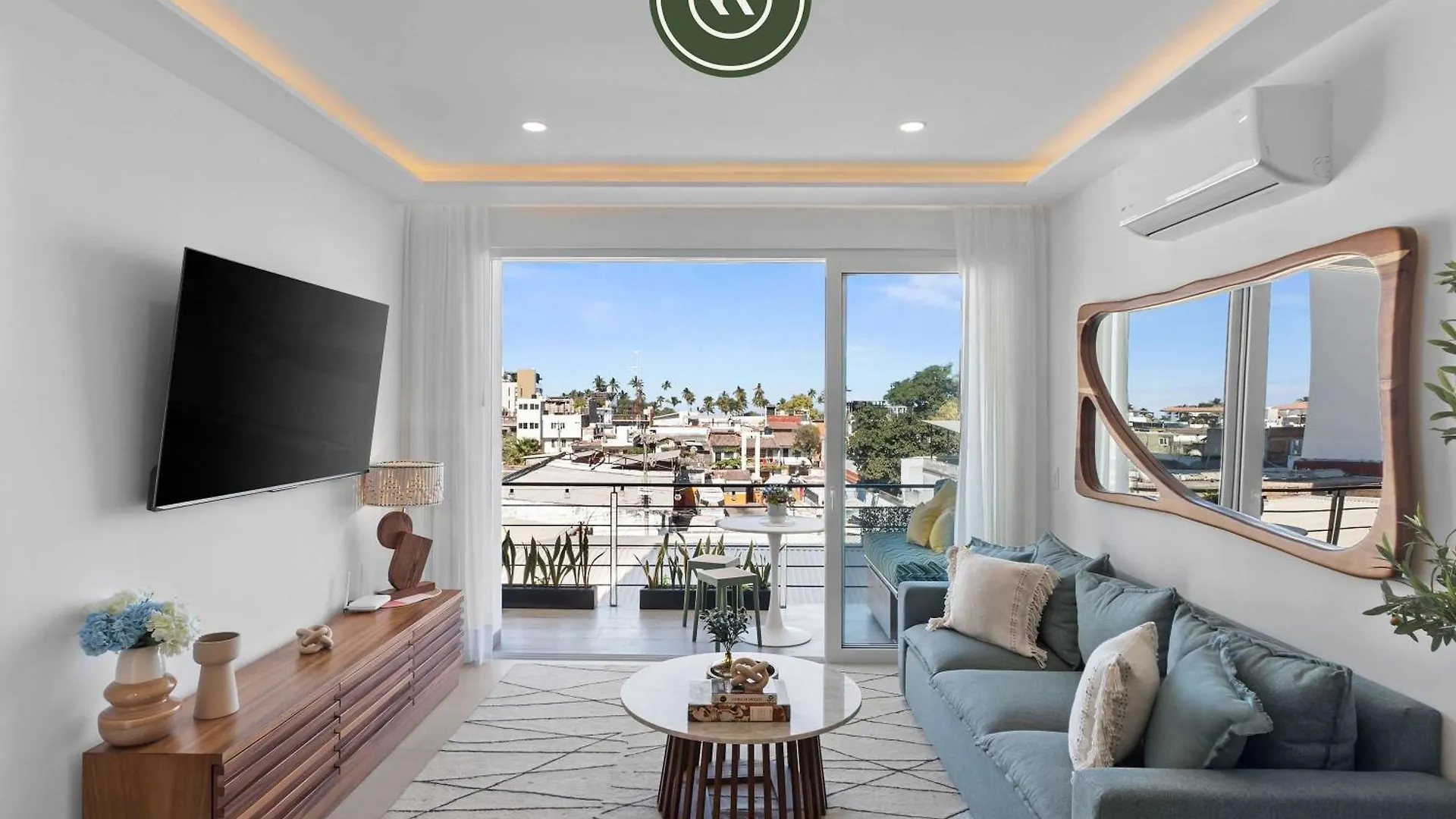 Boho 2 Bedroom Condo - Dowtown - Rooftop Pool - Jacuzzi Puerto Vallarta Lägenhet