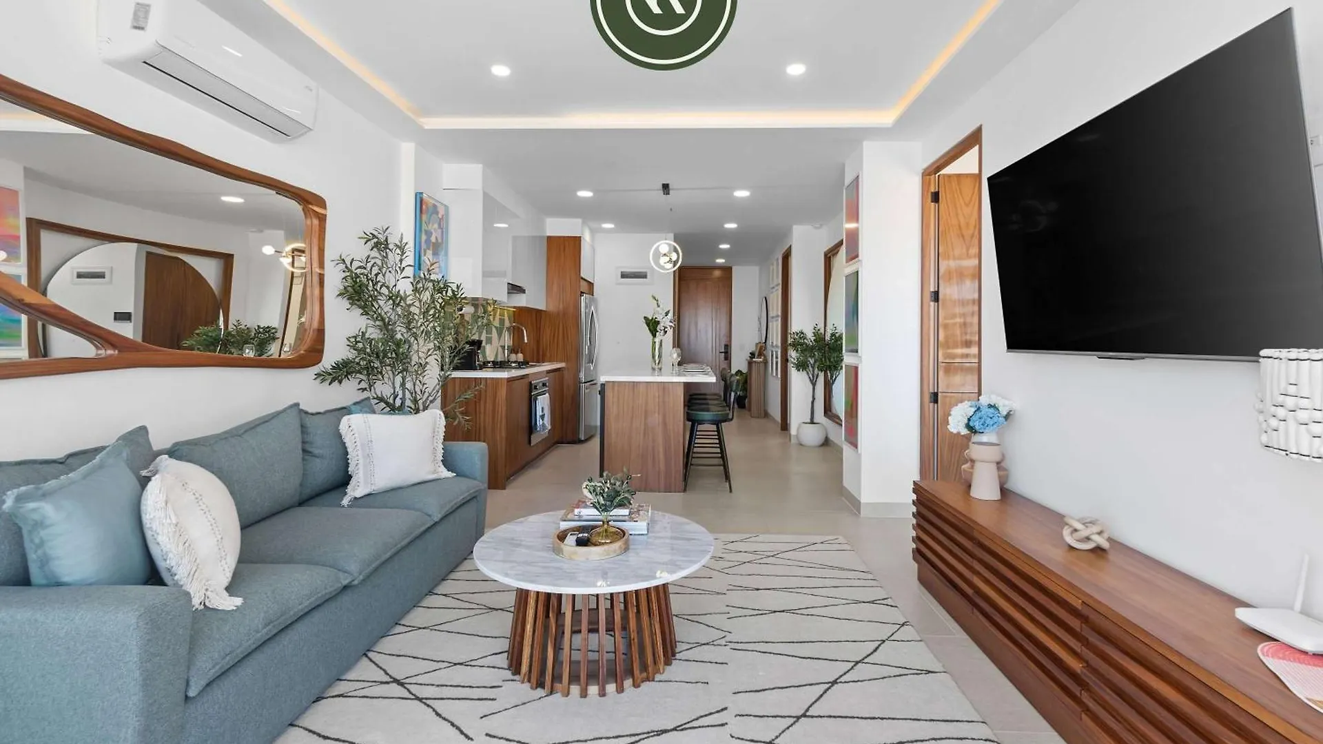 Boho 2 Bedroom Condo - Dowtown - Rooftop Pool - Jacuzzi Puerto Vallarta