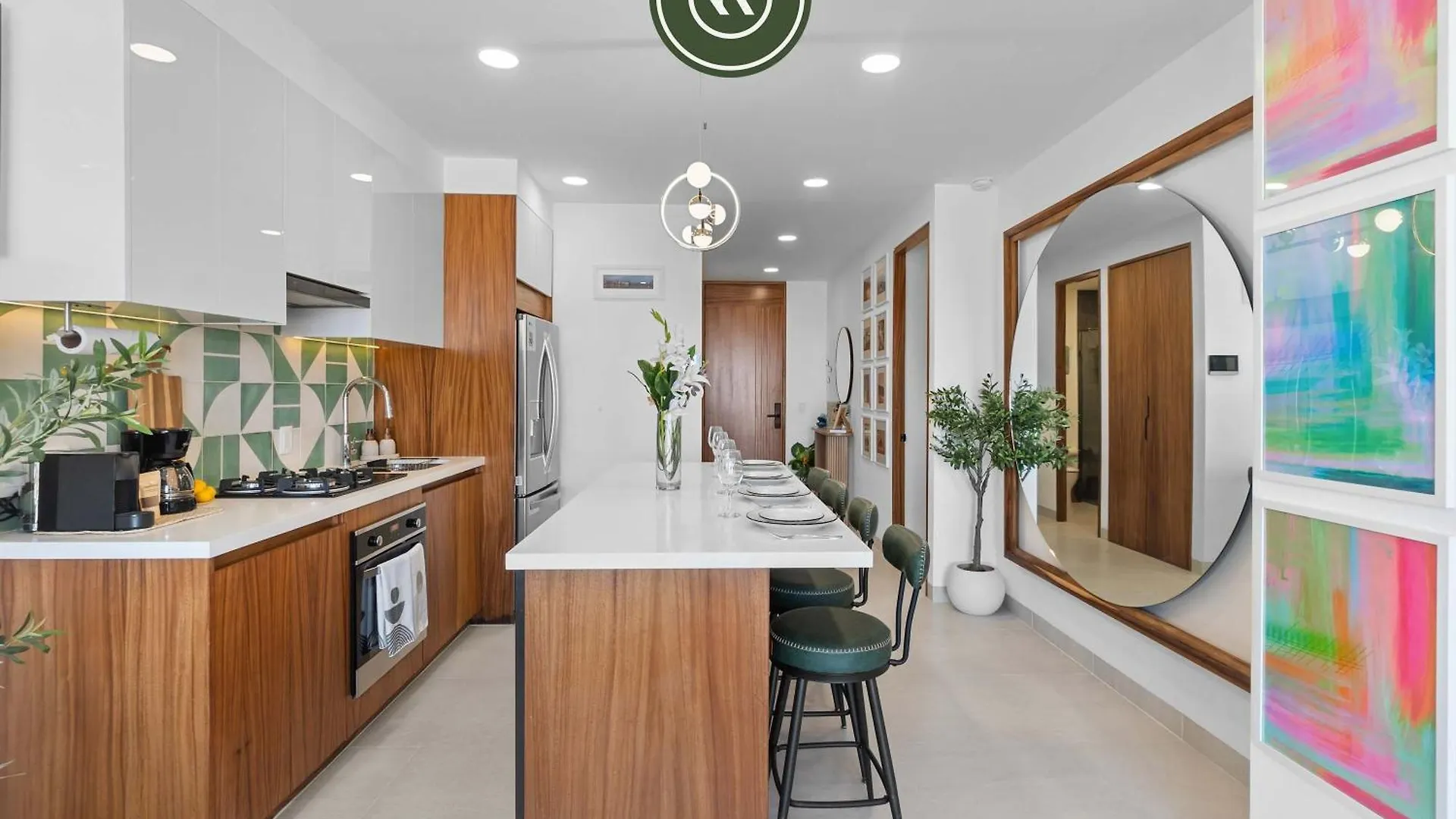 Boho 2 Bedroom Condo - Dowtown - Rooftop Pool - Jacuzzi Puerto Vallarta Mexiko