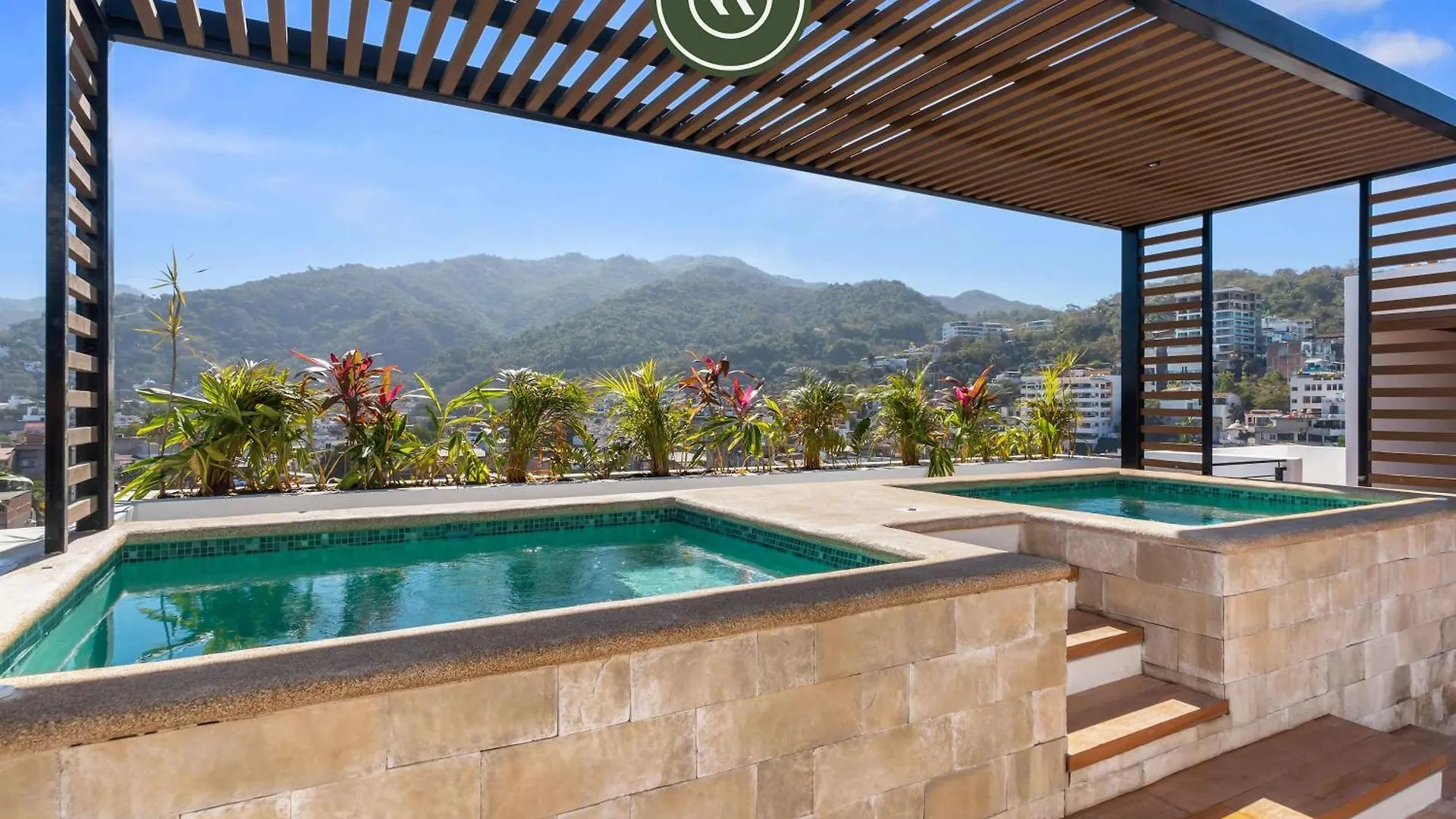Boho 2 Bedroom Condo - Dowtown - Rooftop Pool - Jacuzzi Puerto Vallarta Apartment